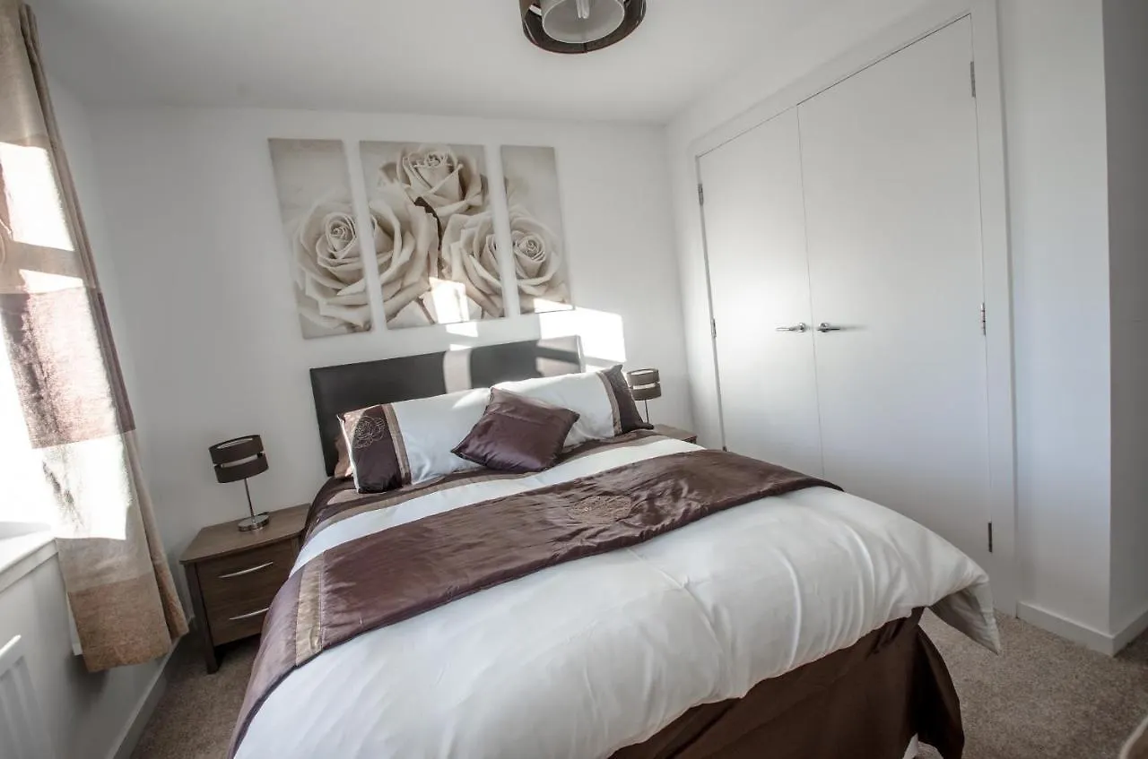 Orange Apartments Polmuir Gardens Only 7 Minutes To City Centre Aberdeen